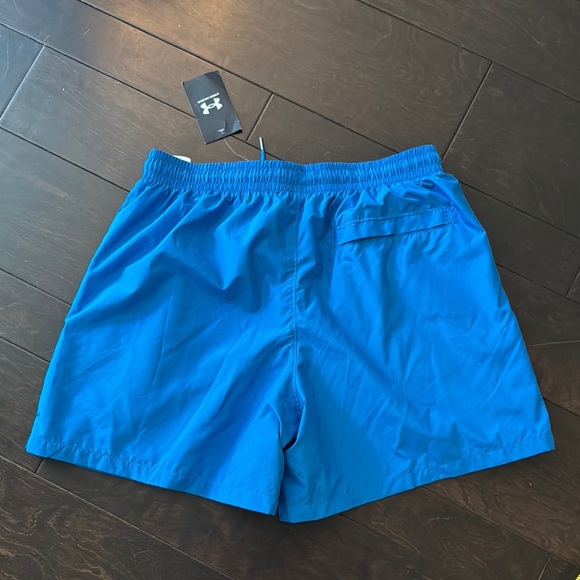 Under Armour Blue Athletic Training Shorts NWT L - Picture 8 of 10